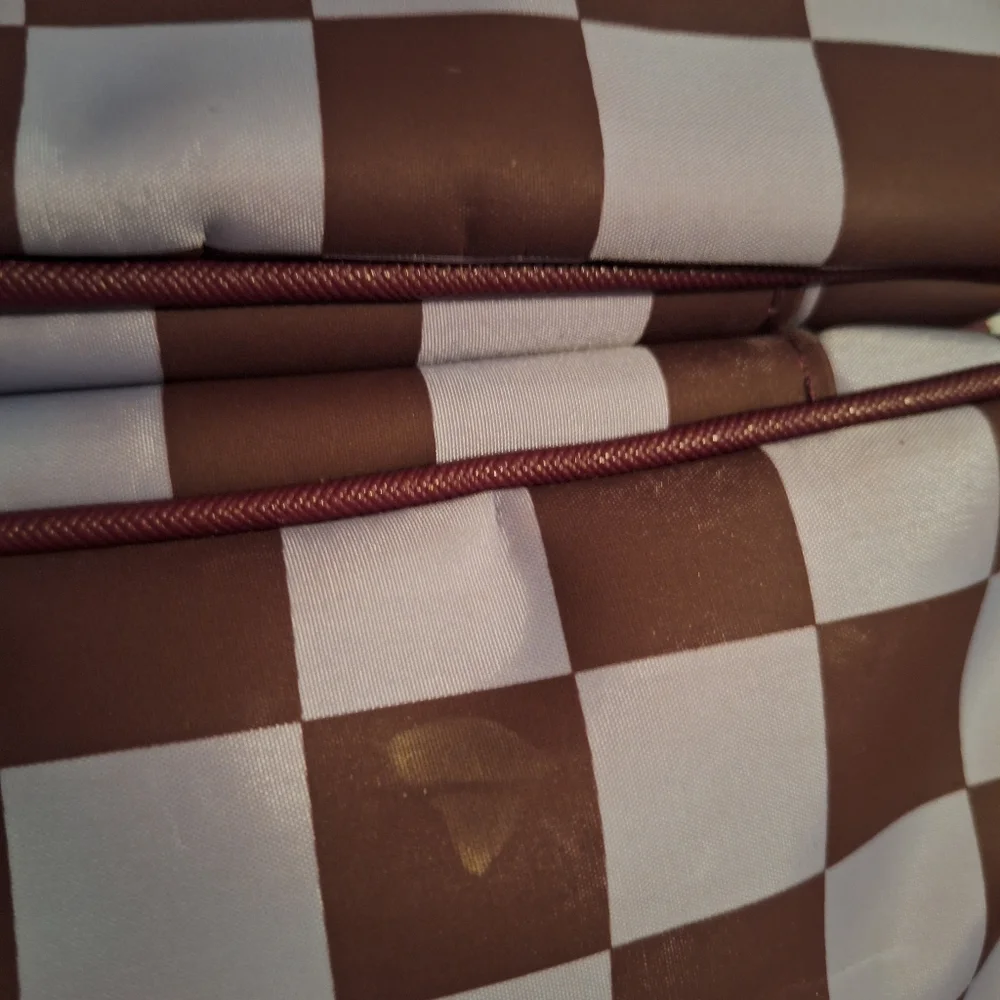Final Price* Tender Love + Carry Checkered Burgandy Lavendaer Travel Hanging Bag